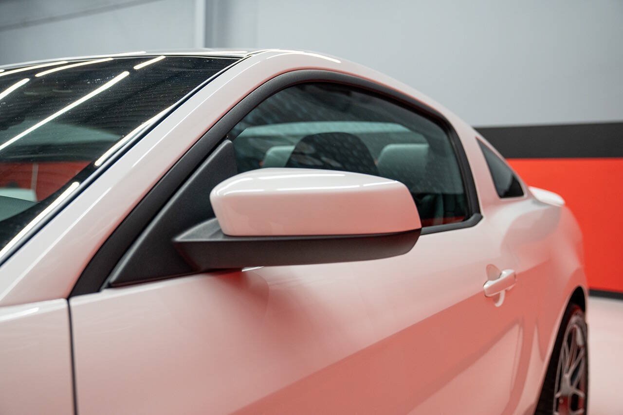 Used 2012 Ford Mustang Shelby GT500 w/ Electronics Pkg RWD image 40