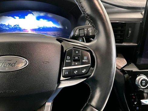 Used 2021 Ford Explorer Platinum w/ Equipment Group 601A image 19