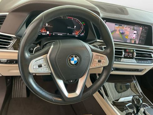 Used 2019 BMW X7 xDrive50i w/ Premium Package AWD/4WD image 13