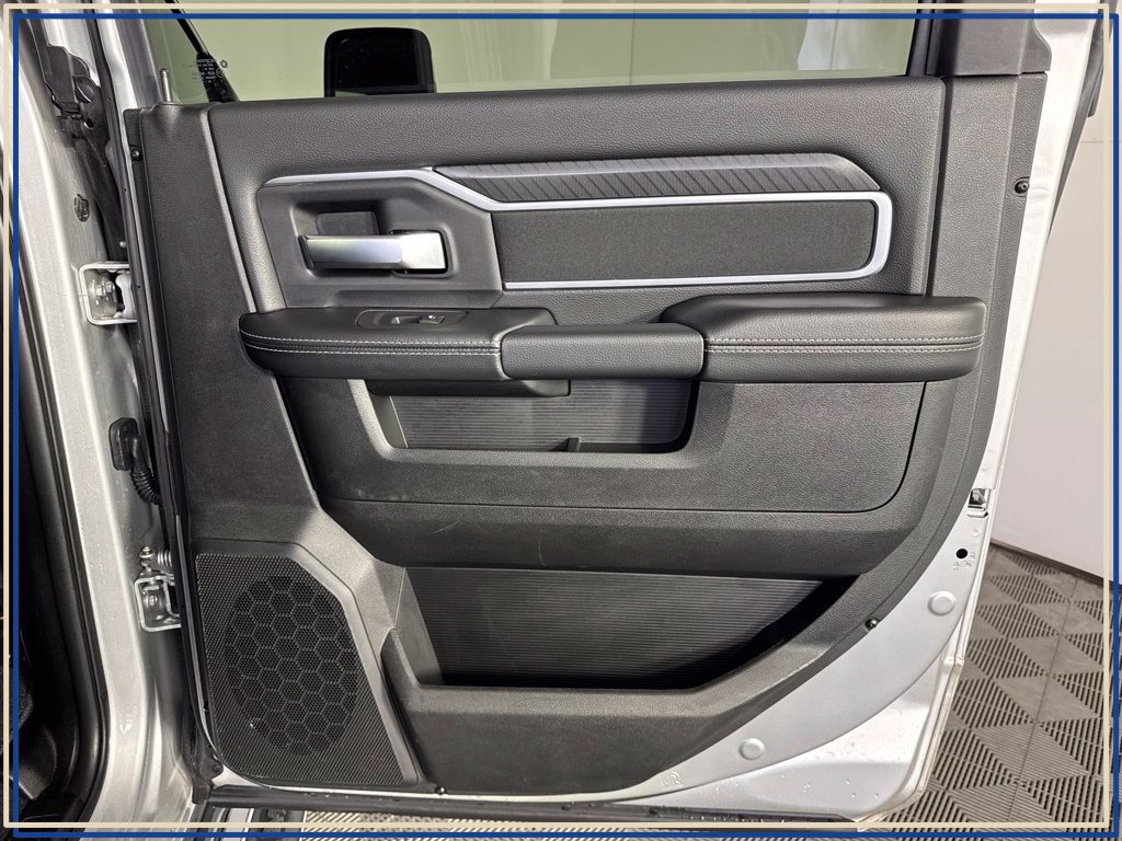 Certified 2026 RAM 2500 Big Horn AWD/4WD image 43