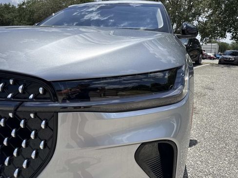 New 2026 Lincoln Nautilus Premier AWD/4WD image 9