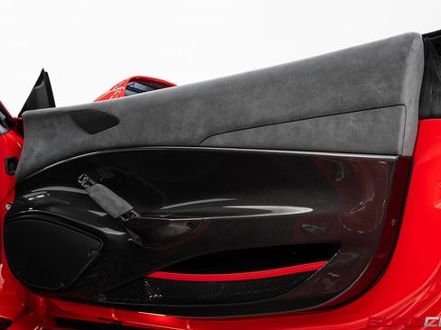 Used 2020 Ferrari 488 Pista Coupe image 34