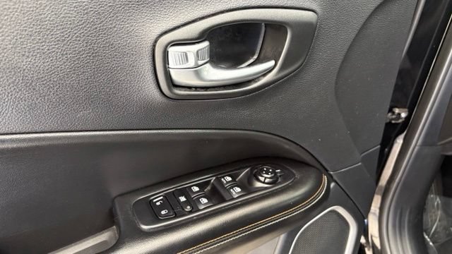 Used 2020 Jeep Compass Latitude FWD image 15