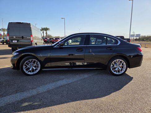 Used 2025 BMW 330i Sedan image 4