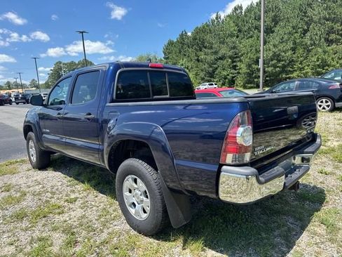 Used 2012 Toyota Tacoma PreRunner w/ SR5 Pkg RWD image 4