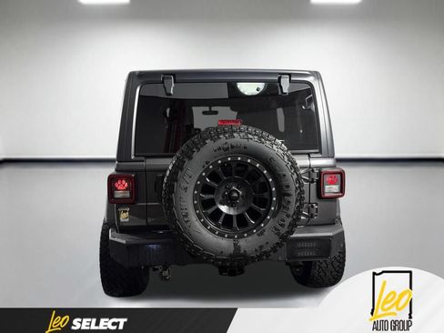 Used 2021 Jeep Wrangler Unlimited Sahara AWD/4WD image 7