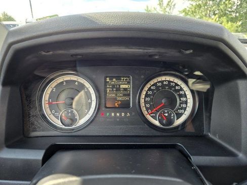 Used 2016 RAM 2500 Tradesman w/ Chrome Appearance Group image 11