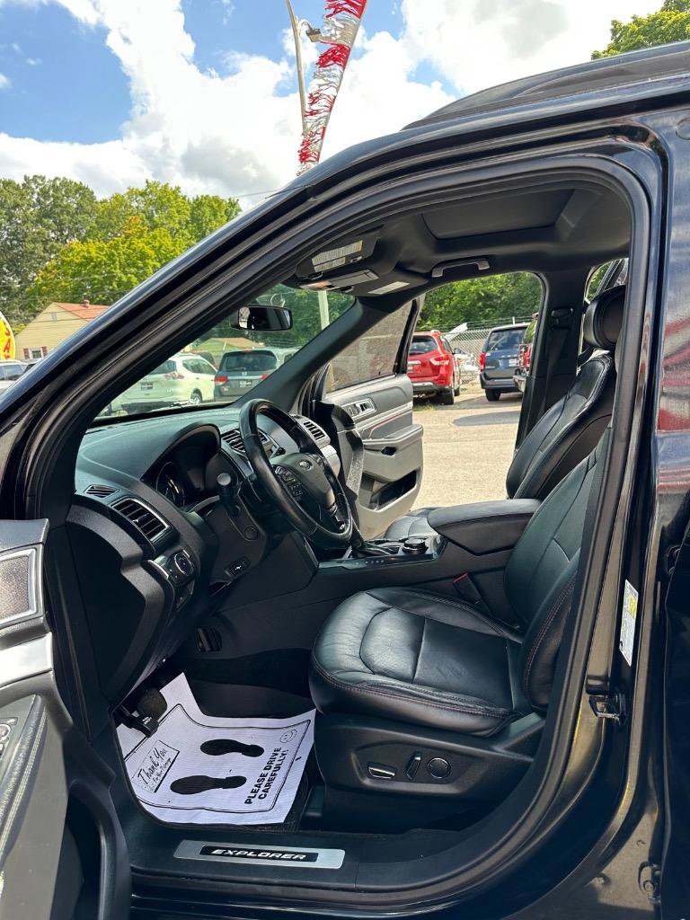 Used 2017 Ford Explorer Sport w/ Equipment Group 401A AWD/4WD image 15
