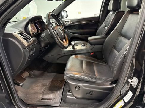 Used 2014 Jeep Grand Cherokee Limited w/ Trailer Tow Group IV image 10