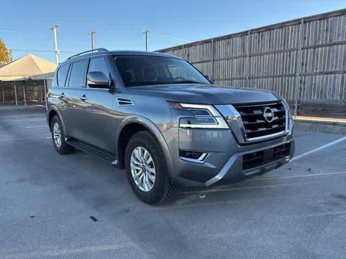 Used 2023 Nissan Armada SV image 7