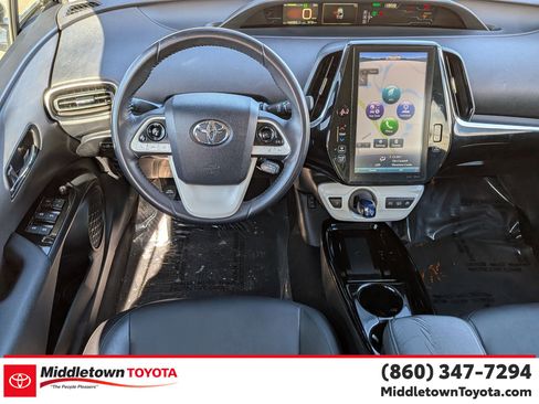 Used 2017 Toyota Prius Prime Premium FWD image 32