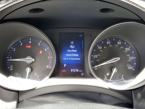 Used 2018 Toyota C-HR XLE image 23