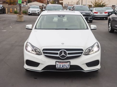 Used 2014 Mercedes-Benz E 350 4MATIC Sedan image 6