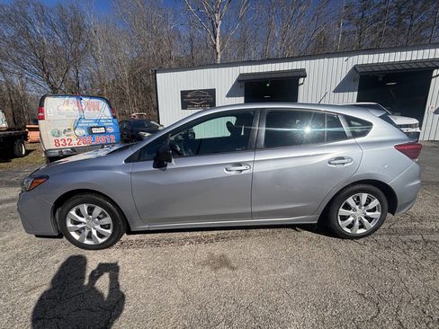 Used 2017 Subaru Impreza 2.0i image 6