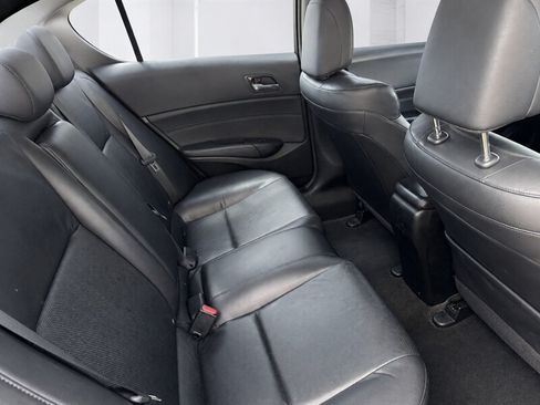 Used 2013 Acura ILX w/ Technology Package FWD image 12