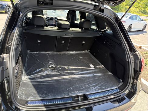 Used 2026 Mercedes-Benz GLC 300 4MATIC image 27