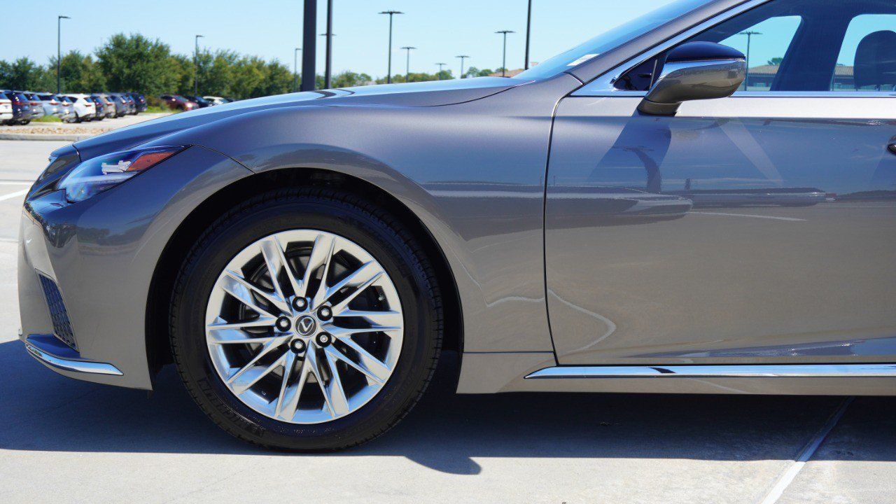 Certified 2022 Lexus LS 500 AWD w/ Interior Upgrade Package image 10
