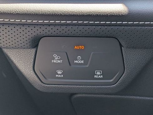 New 2026 Volkswagen Atlas SE image 15