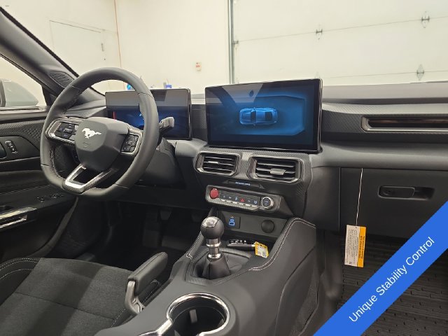 New 2026 Ford Mustang GT w/ GT Performance Package RWD image 13