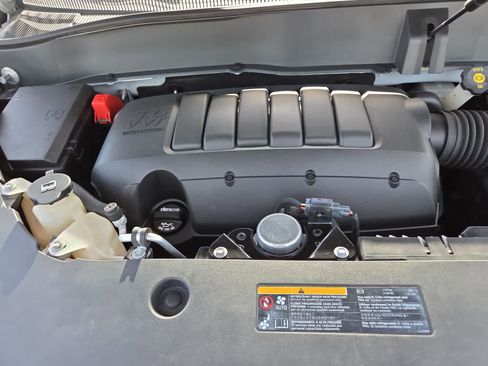 Used 2016 GMC Acadia Denali AWD/4WD image 17