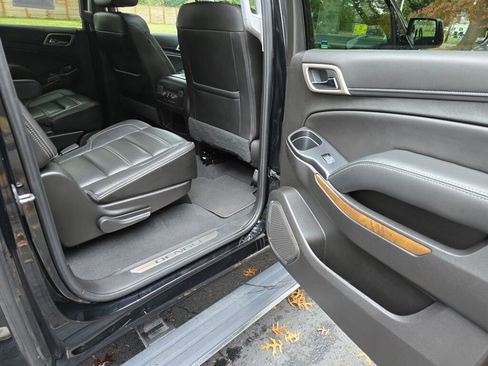 Used 2020 GMC Yukon XL Denali w/ Denali Ultimate Package image 15