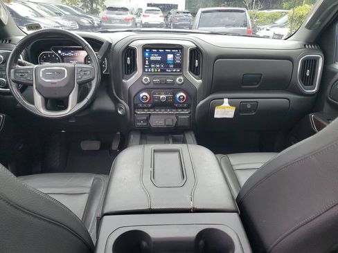 Used 2022 GMC Sierra 1500 Denali w/ Denali Premium Package AWD/4WD image 16