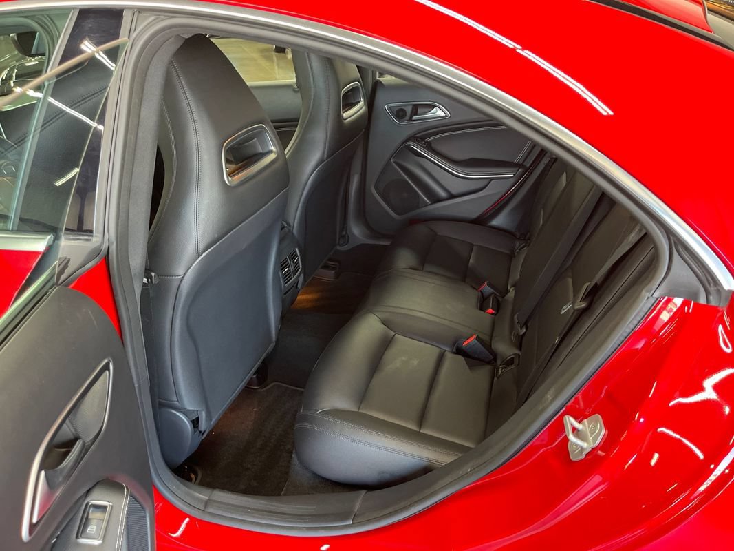 Used 2014 Mercedes-Benz CLA 250 image 43