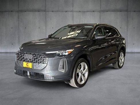 Certified 2025 Audi Q5 Premium Plus w/ Premium Plus AWD/4WD image 1