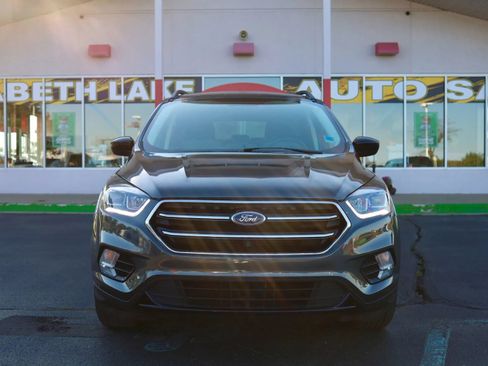 Used 2019 Ford Escape SE AWD/4WD image 2