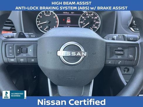Certified 2025 Nissan Rogue S image 9