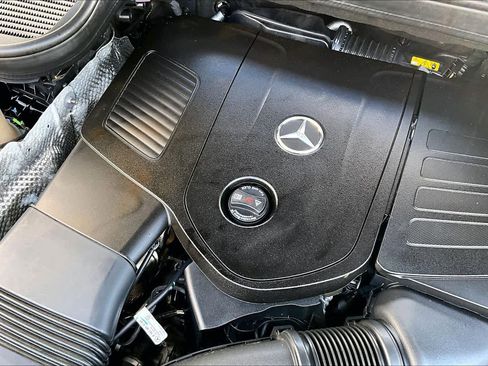 Used 2024 Mercedes-Benz GLE 350 4MATIC image 35