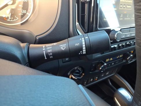 New 2026 Nissan Frontier SV image 23