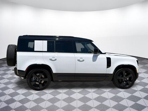 New 2026 Land Rover Defender 110 X-Dynamic SE AWD/4WD image 8