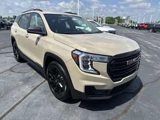 Certified 2023 GMC Terrain SLE w/ Driver Convenience Package image 1