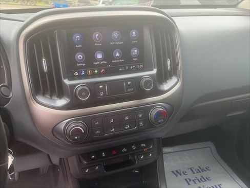 Used 2020 Chevrolet Colorado Z71 AWD/4WD image 7