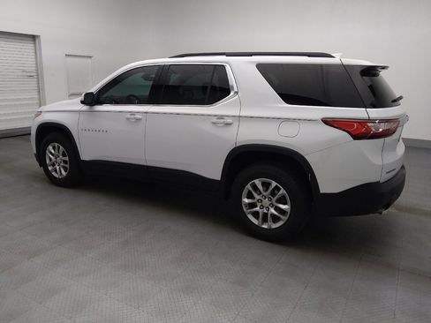 Used 2021 Chevrolet Traverse LT FWD image 3