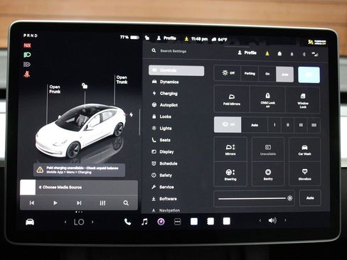 Used 2023 Tesla Model 3 Standard Range image 8