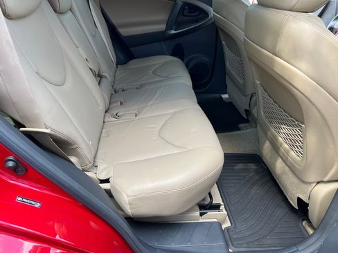 Used 2010 Toyota RAV4 Limited image 12