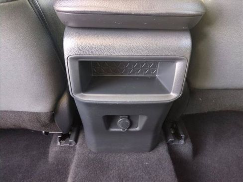 Certified 2021 Toyota RAV4 LE w/ Carpet Mat Package (TMS) AWD/4WD image 16