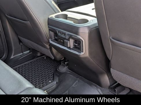 Used 2022 GMC Sierra 2500 AT4 w/ AT4 Premium Plus Package AWD/4WD image 32
