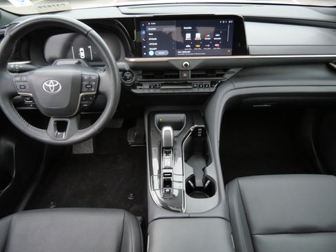 Certified 2026 Toyota Crown Limited w/ Advanced Technology Package image 11