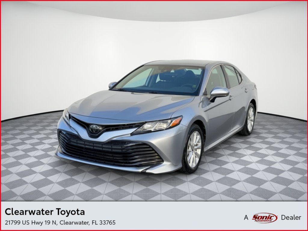 Used 2019 Toyota Camry LE FWD image 1