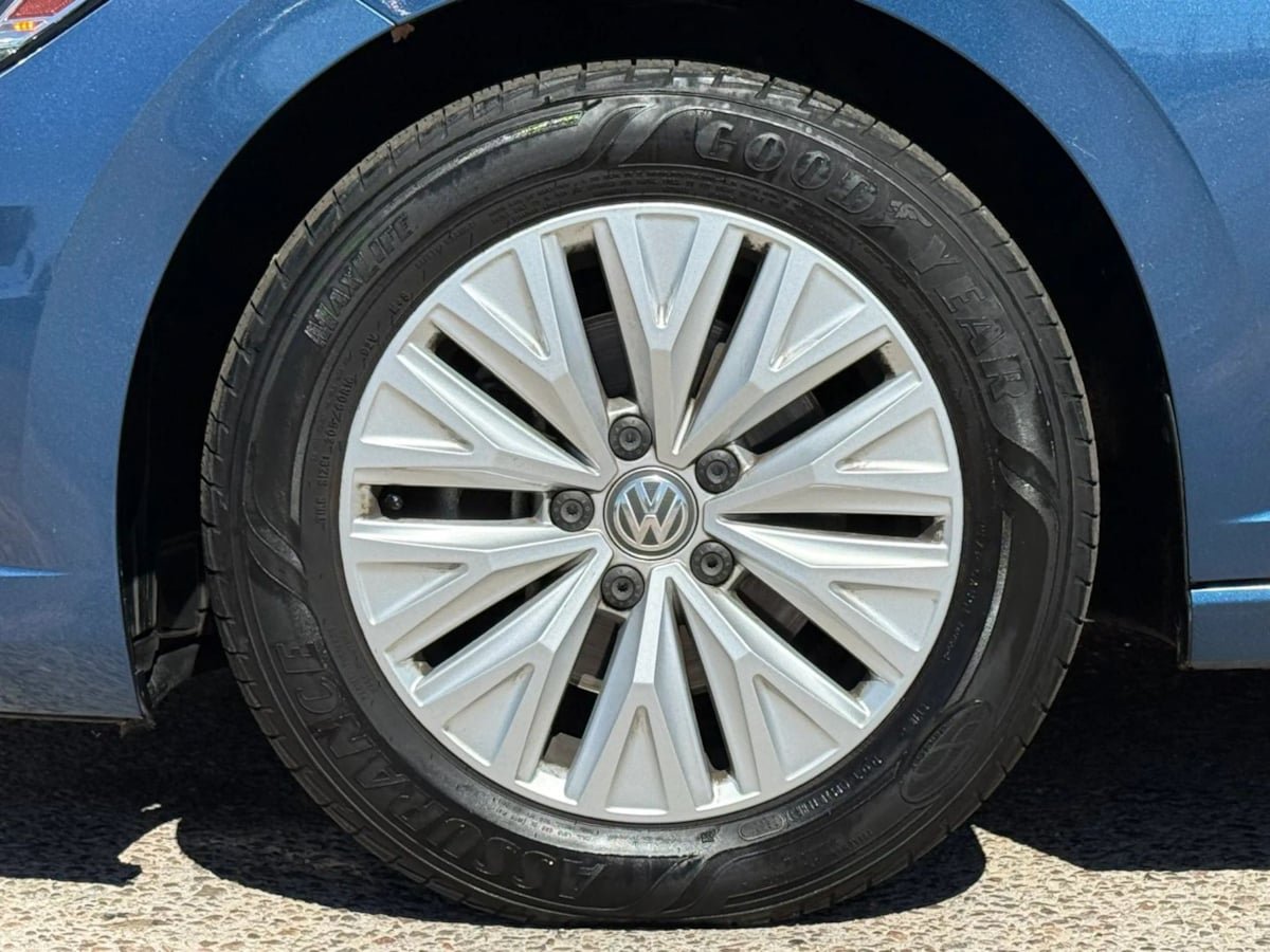 Used 2019 Volkswagen Jetta S w/ Driver Assistance Package FWD image 28