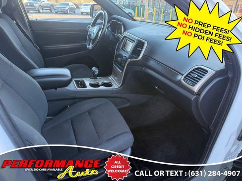 Used 2015 Jeep Grand Cherokee Laredo w/ Quick Order Package 23E AWD/4WD image 8