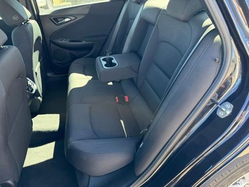 Used 2023 Chevrolet Malibu LT image 32