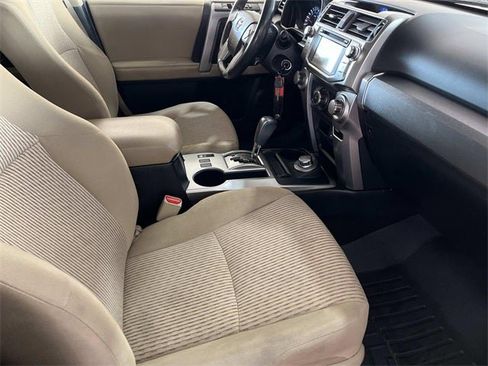 Used 2014 Toyota 4Runner SR5 image 22
