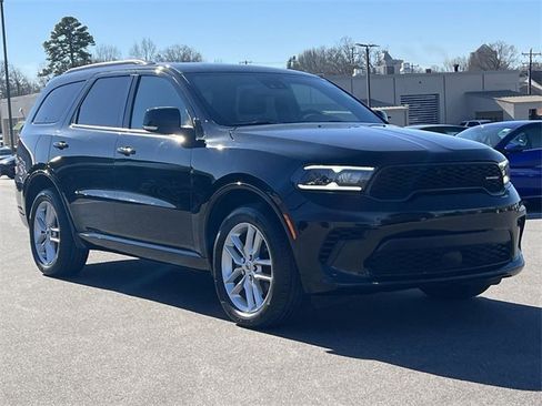 Used 2024 Dodge Durango GT image 42