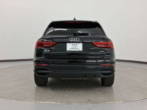 Used 2025 Audi Q3 2.0T Premium w/ Convenience Package AWD/4WD image 10
