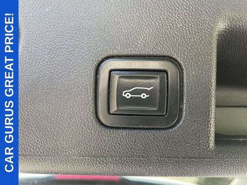 Used 2022 Chevrolet Equinox LT FWD image 11