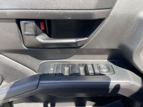 Used 2024 Toyota Tacoma SR5 image 15